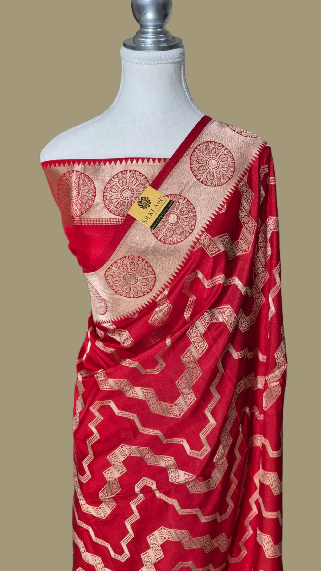 Pure Katan Silk Banarasi Handloom Saree -All Over Work