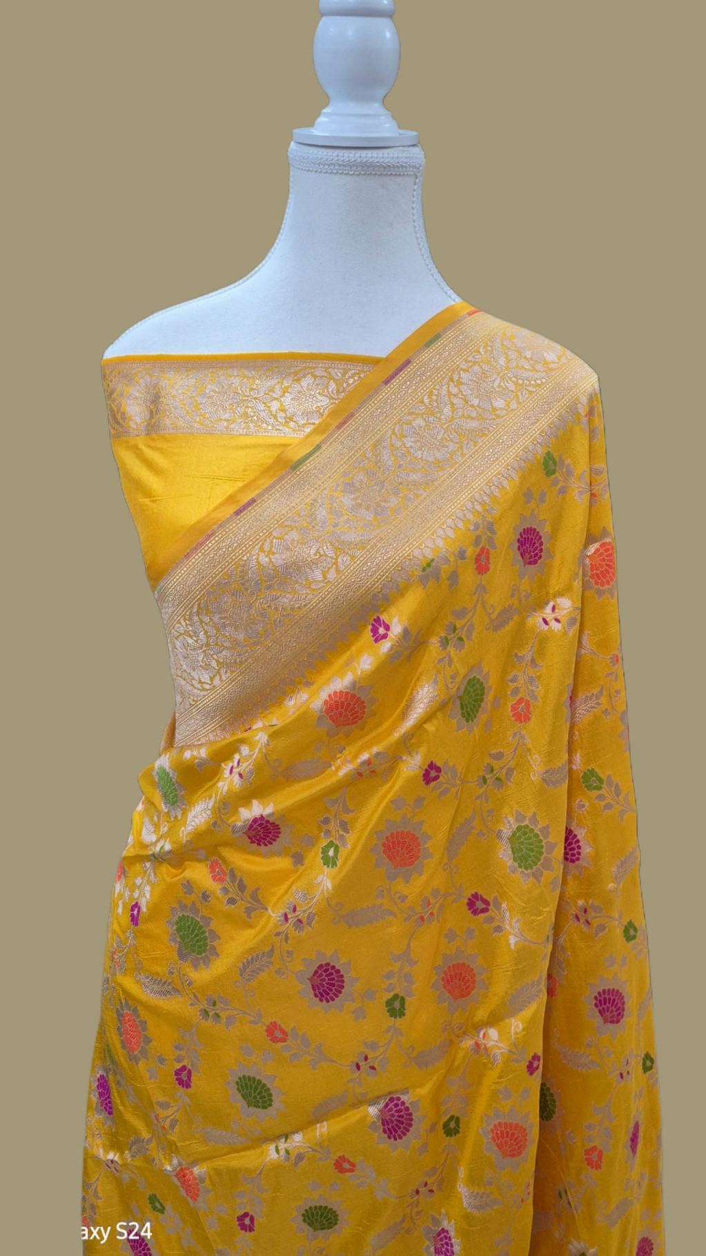 Pure Katan Silk Banarasi Handloom Saree -All Over Work