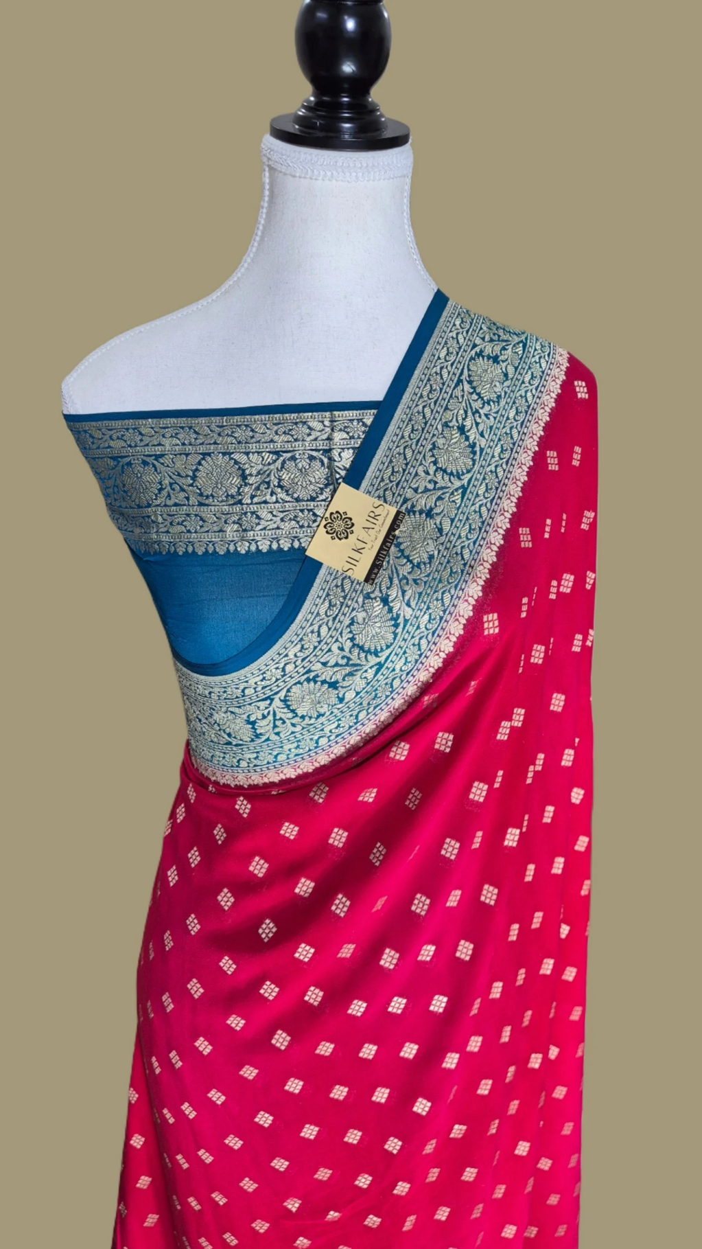 Khaddi Georgette Handloom Banarasi Saree